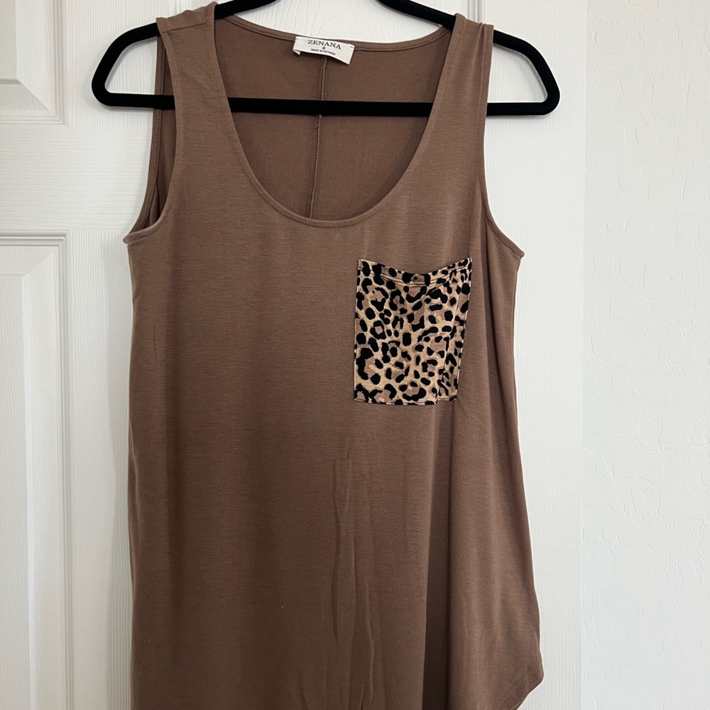 Small Mocha and Leopard Tank Top with Relaxed Fit